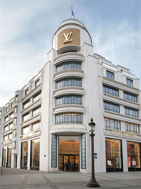 LOUIS VUITTON, Champs Elysees, Paris 